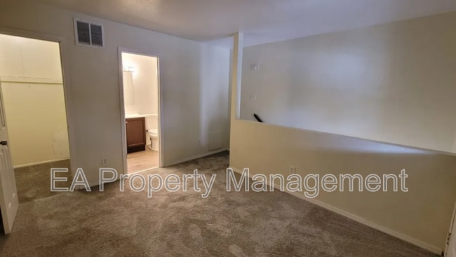 Foto del edificio - 332 Grove St SE