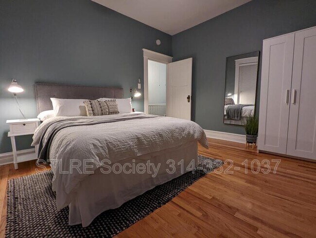 Foto del edificio - 2918 Louisiana Ave. #B