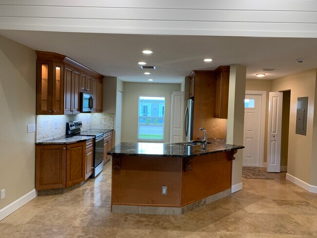 Foto del edificio - 928 NW Spruce Ridge Dr