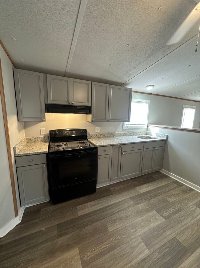 Foto del edificio - 359 Half Moon Rd