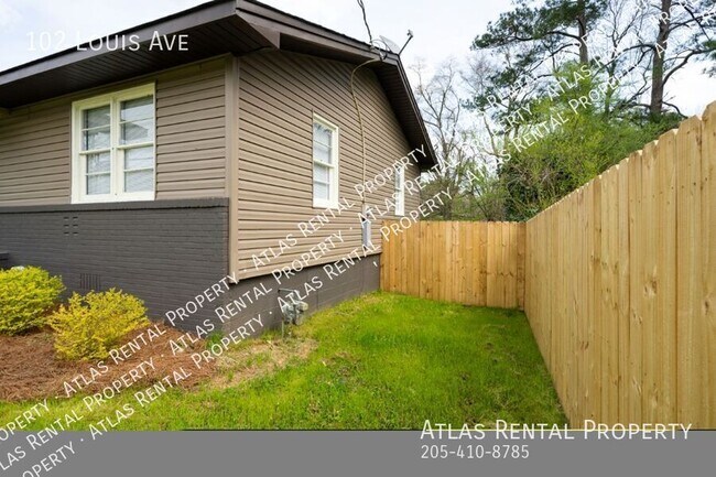 Foto del edificio - 102 Louis Ave
