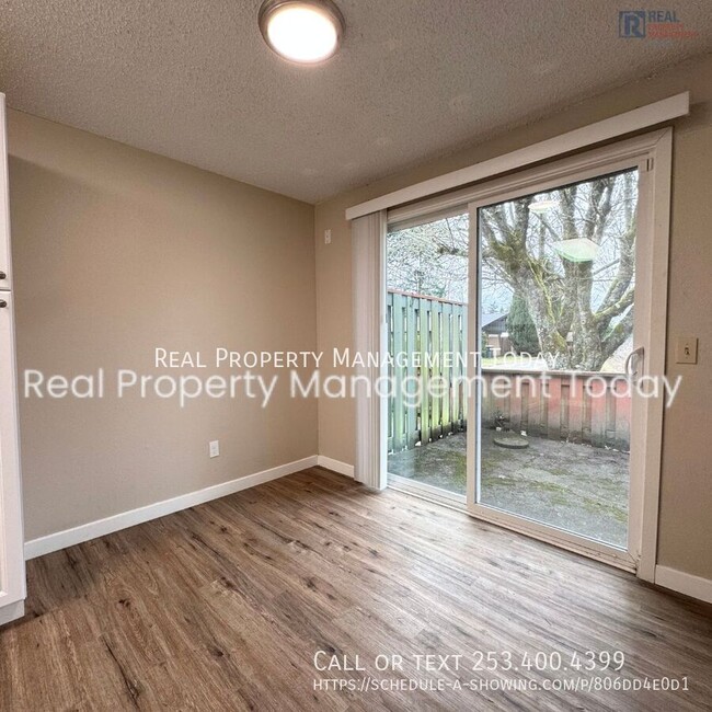 Building Photo - Cozy 2 Bedroom Duplex In Lacey!