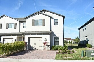 Building Photo - 12163 Water Poppy Ct