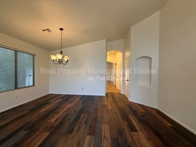 Foto del edificio - 28418 N 25th Ave