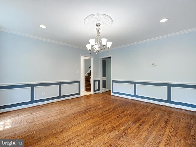 Building Photo - 5113 Westbard Ave