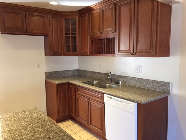 Foto del edificio - 2619 Curtis Ave