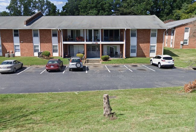 Foto del edificio - 2829 N Ohenry Blvd