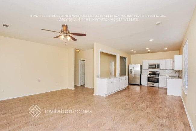Building Photo - 5601 Desert Willow Ct