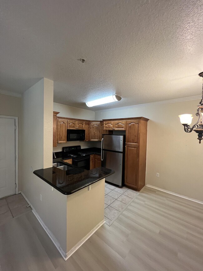 Building Photo - 2528 Robert Trent Jones Dr