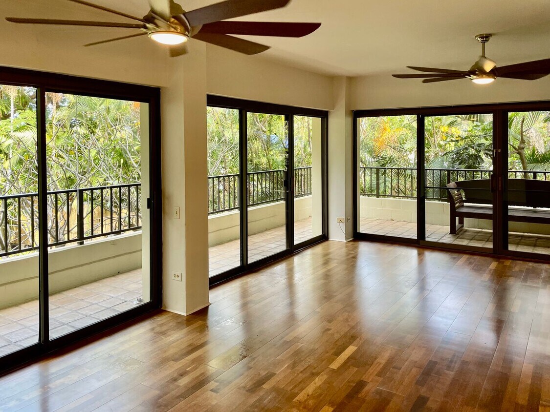 Primary Photo - Available Now | A Beautiful 2 bed / 2 bath...