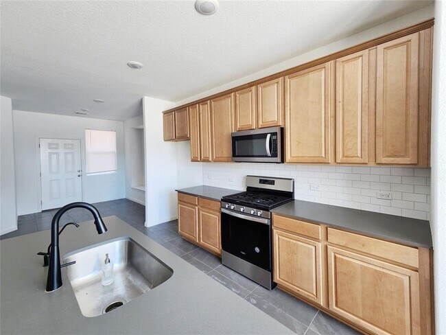 Foto del edificio - 2524 Acoma Ln