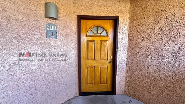 Building Photo - 1 Bedroom, 1 Bath