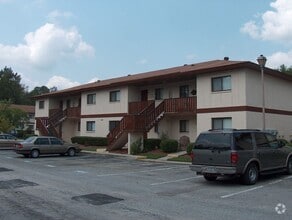Building Photo - 905 Windsong Cir