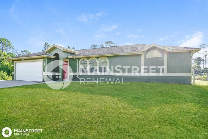 Primary Photo - 912 LINCOLN AVE, LEHIGH ACRES, FL 33972