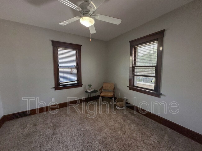 Foto del edificio - 3330 N 59th St