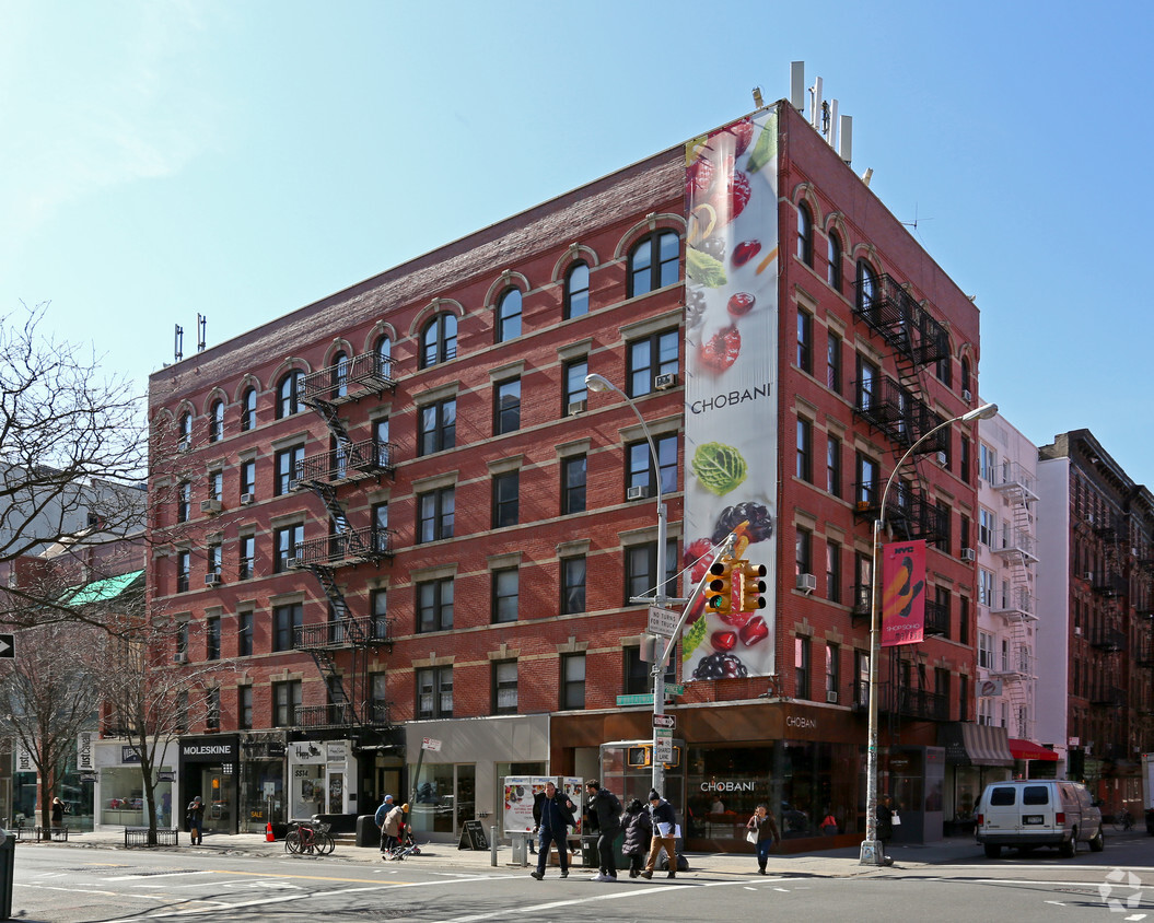 Primary Photo - 436-442 W Broadway
