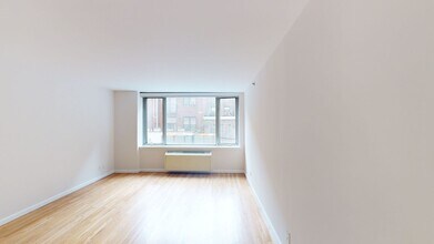Interior Photo - 21 Chelsea