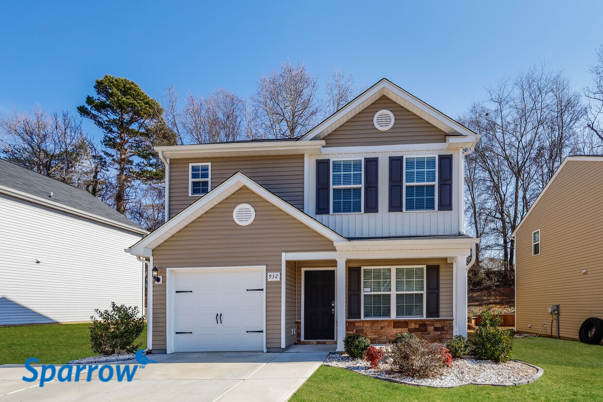 932 Joselynn Drive House Rental in Gastonia, NC