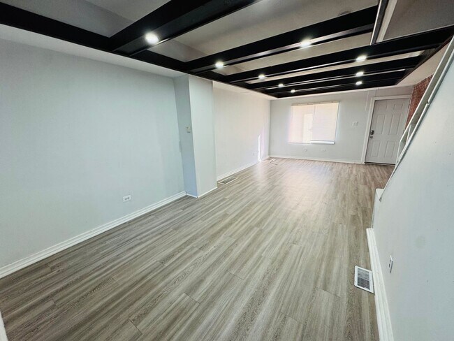 Building Photo - Newly Remodeled 3bd/1 House with Private Rear yard!! SECTION 8 ONLY!!