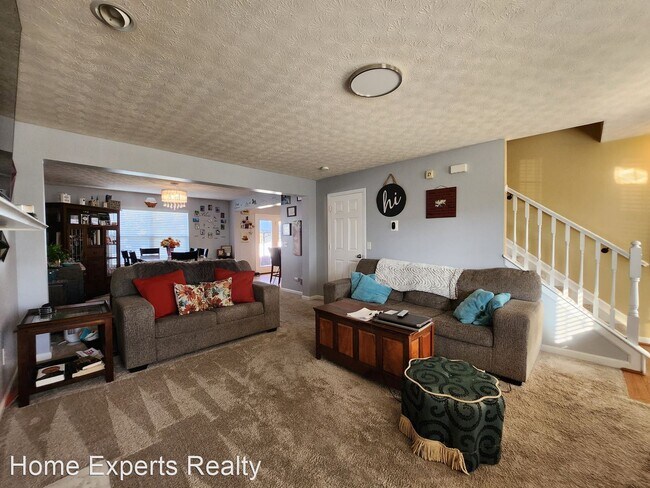 Building Photo - 5 br, 3.5 bath House - 4015 Atha Court