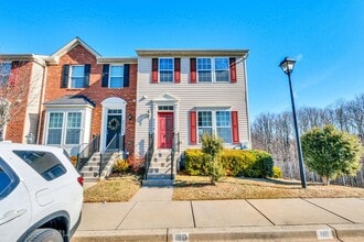 Building Photo - 25501 Joy Ln