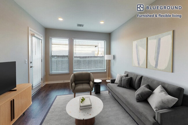 Building Photo - 79 Alexander St