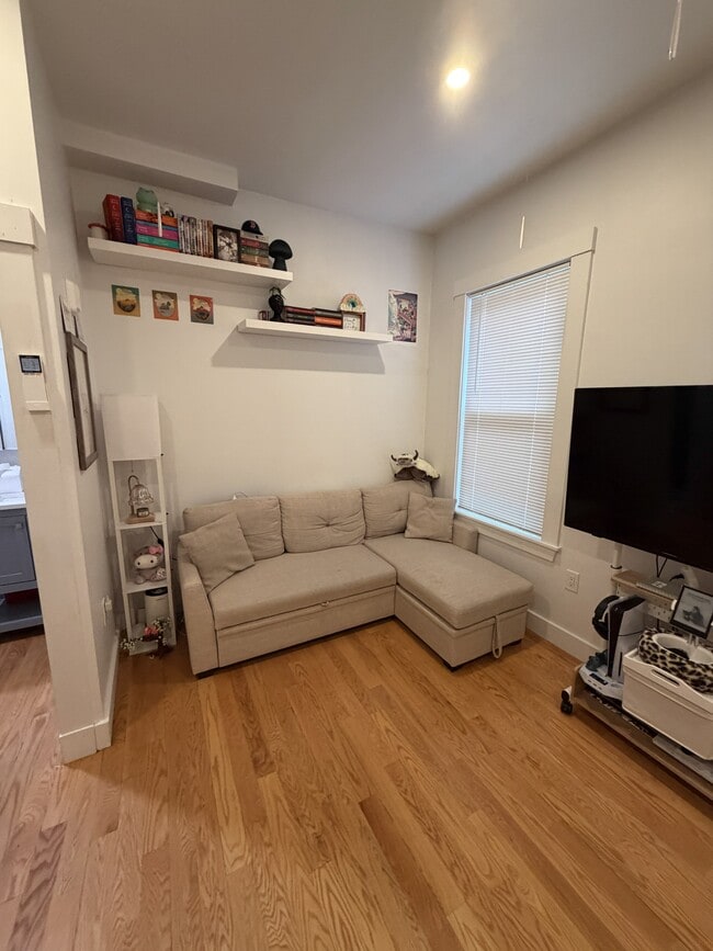 Building Photo - 31 Green St