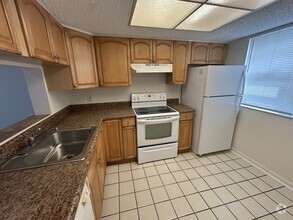 Building Photo - 5200 NW 31st Ave