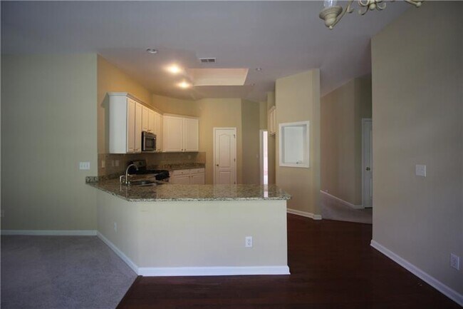 Building Photo - 3545 Mystic Dr