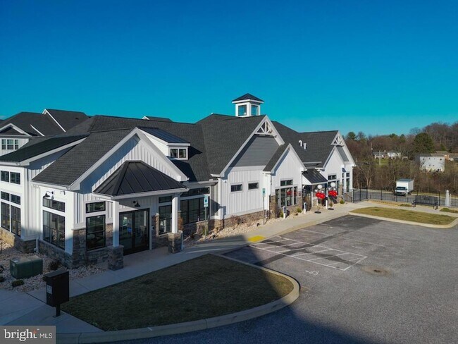 Foto del edificio - 9204 Hudson Ct