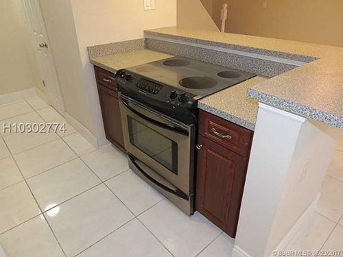 Foto del edificio - 2907 NW 89th Ter