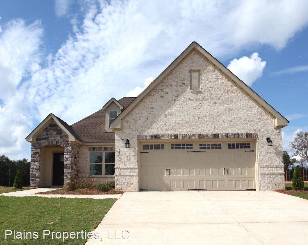 Primary Photo - 4 br, 2 bath House - 207 Blasted Rock Road
