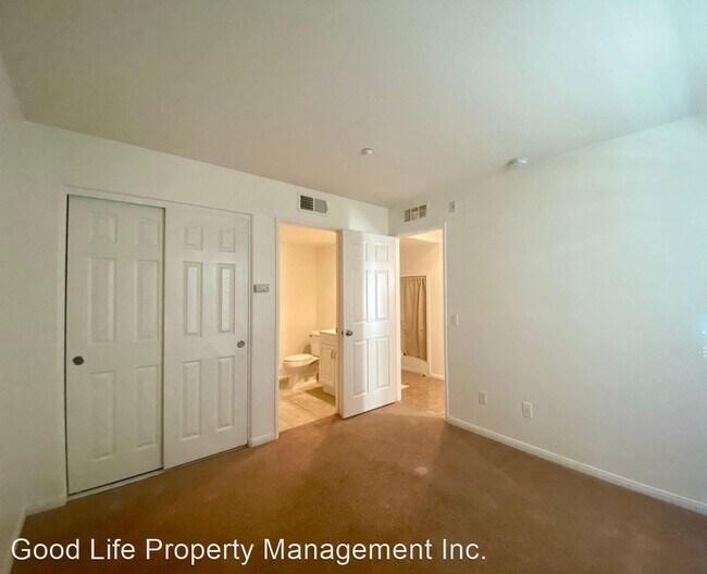 Building Photo - 345 Tesoro Gln