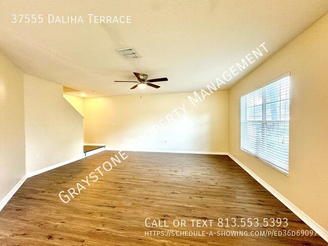 Foto del edificio - 37555 Daliha Terrace