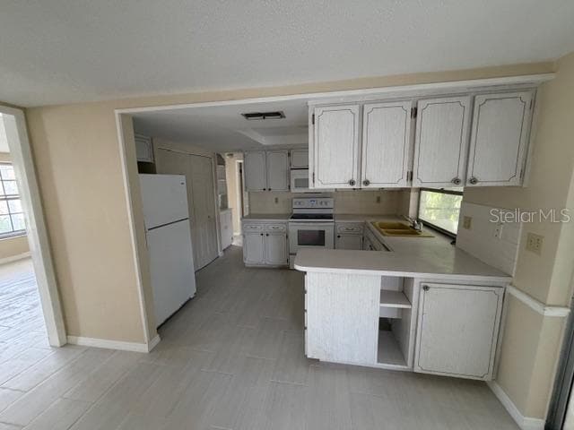 Building Photo - 7818 Foxwood Dr