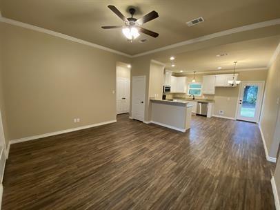 Building Photo - 103 Deep Cove Dr