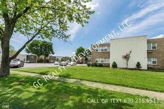Building Photo - 229 Uteg St