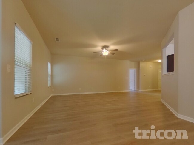 Building Photo - 23 Ponders Rd