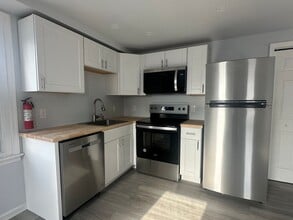 Building Photo - 125 Pennington Ave