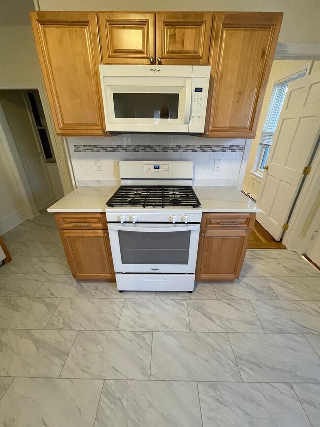 Foto del edificio - 40 Linden Ave