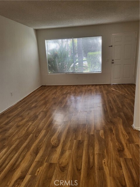 Building Photo - 1803 Cam Viejo