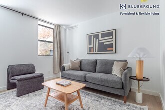 Building Photo - 433 Wythe Ave