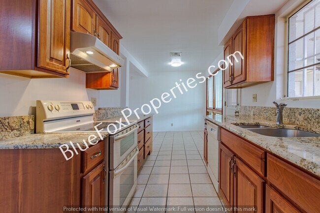 Foto del edificio - 6434 E Fordham Dr