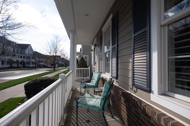 Building Photo - US OPEN Rental: Modernistic townhome close...