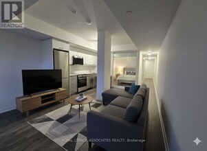 Building Photo - 2 Manderley Dr