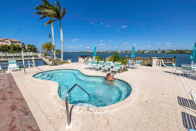 Building Photo - 2BR- 359PBC