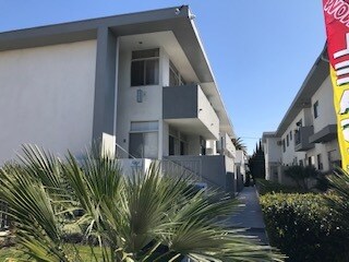 Foto principal - 11942 Darlington Ave
