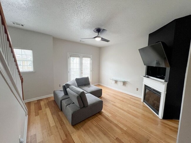 Building Photo - 7726 Bucknell Ter