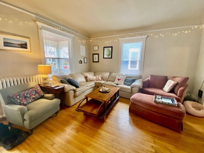 Foto del edificio - 3028 Humboldt Ave S
