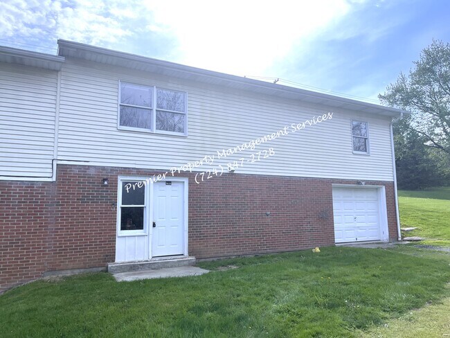 Foto del edificio - 2209 Airport Rd